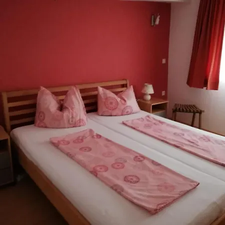 Collato - Zentrum Am Marktplatz 보파르트